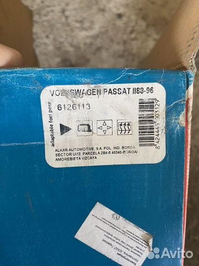 Volkswagen Passat B3 Зеркало правое электрическое