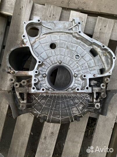 Б/у кожух маховика Mitsubishi Fuso Fighter 6М61