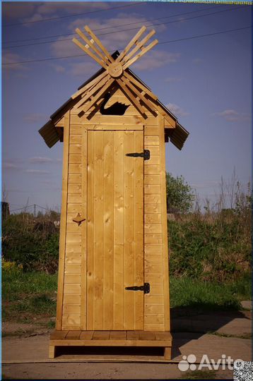 Уличный туалет с установкой