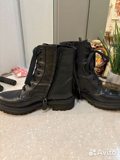 Женские кожаные сапожки37 рОчень удобные