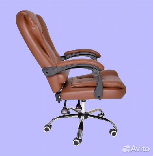 Офисное кресло светло-коричневое