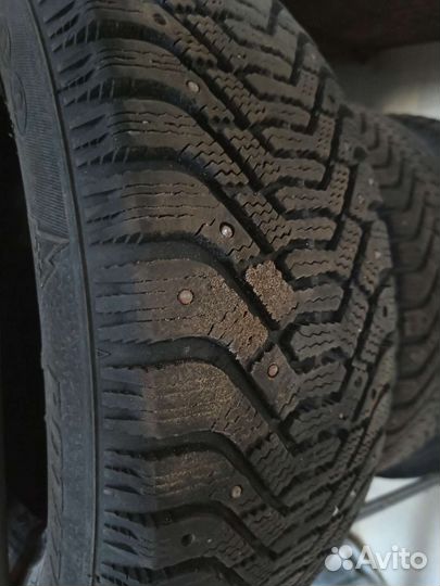 Goodyear UltraGrip 500 215/65 R16