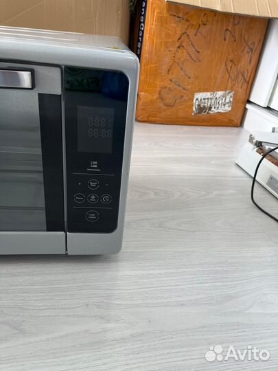 Электрическая мини печь духовка с конвекцией б/у