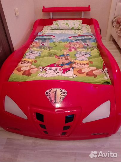 Кровать машинка с матрацем