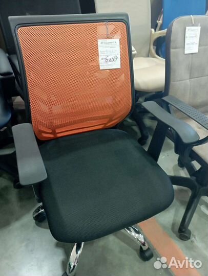 Компьютерное кресло