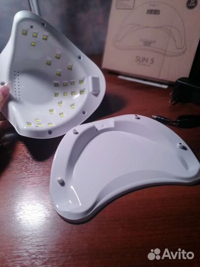 Лампа для ногтей