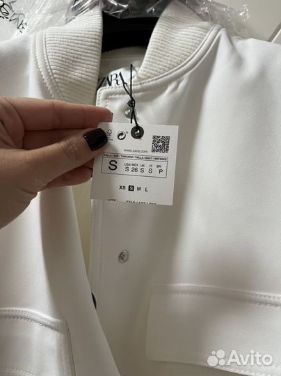 Новый бомбер Zara, S