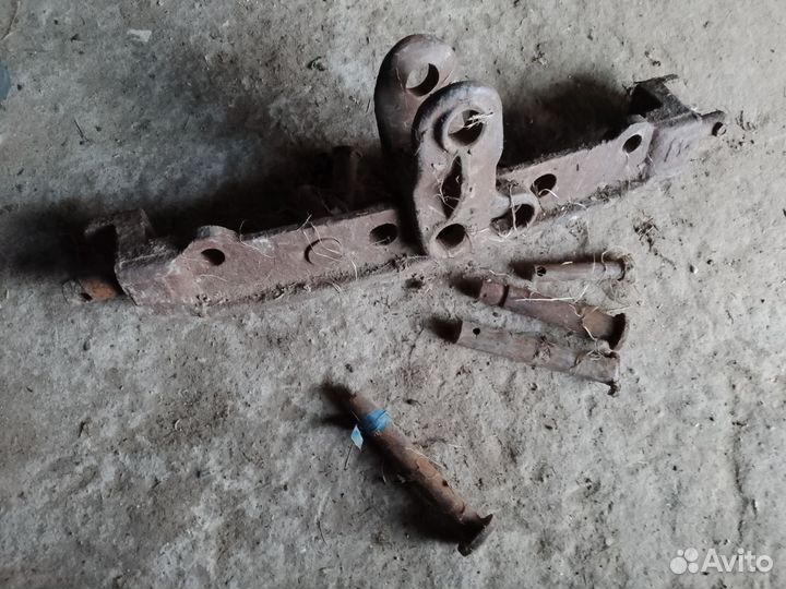 Поперечина мтз 320