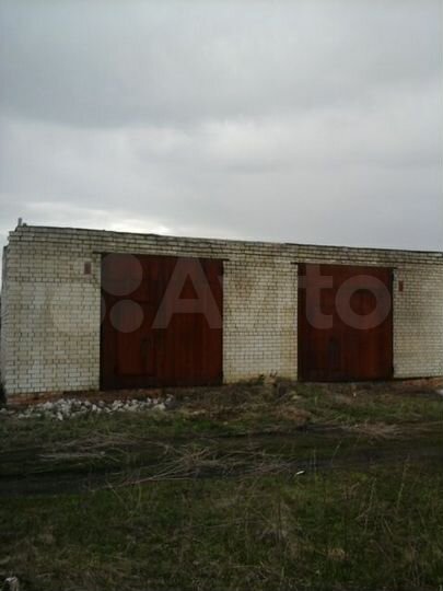 Гараж, > 30 м²