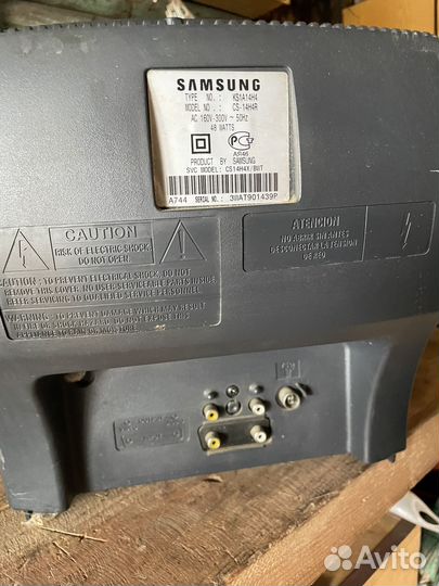 Телевизор Samsung CS-14H4R