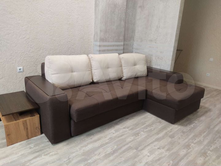2-к. квартира, 64 м², 1/4 эт.