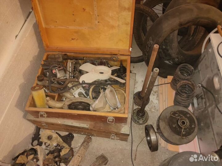 Запчасти на москвич