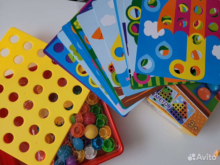 Бизиборд, мозаика, пазлы, домино и др. игрушки