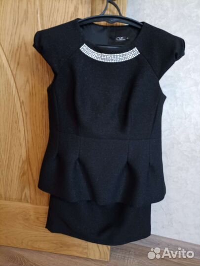 Костюм женский