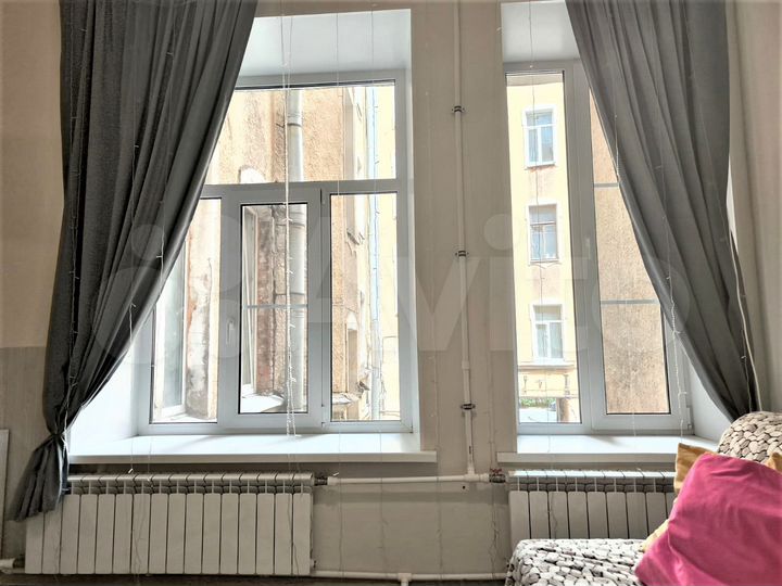 Апартаменты-студия, 33 м², 2/6 эт.