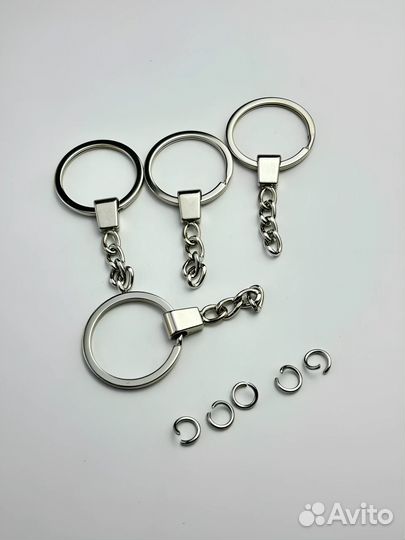 Кольцо с цепочкой на брелок