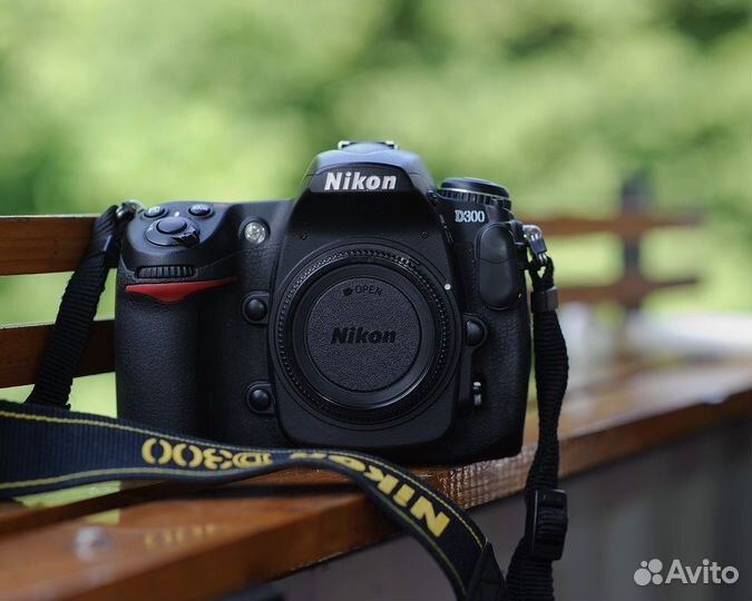 Nikon D300 Body