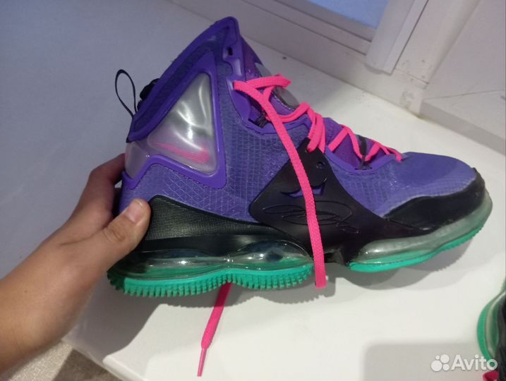 Баскетбольные кроссовки