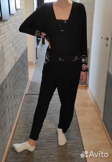 Дизайнерский комбинезон, чёрный трикотаж, 48 разм
