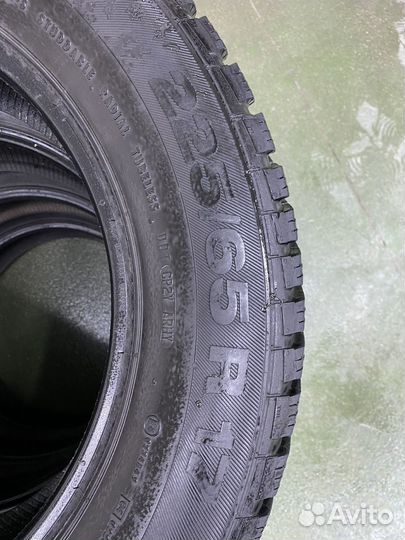 Continental Conti4x4IceContact 225/65 R17
