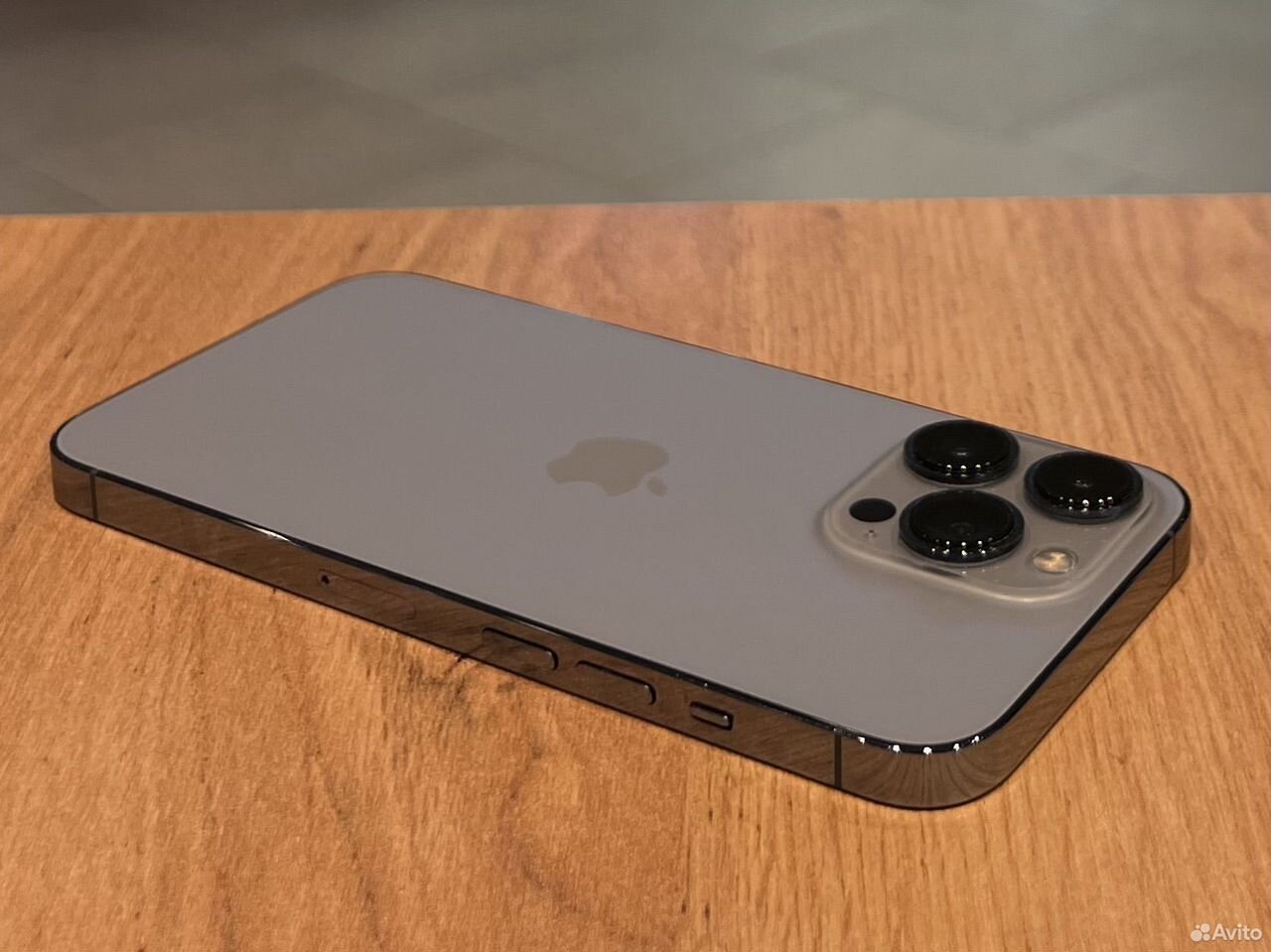 iPhone 13 Pro, 512 ГБ, SIM + eSIM