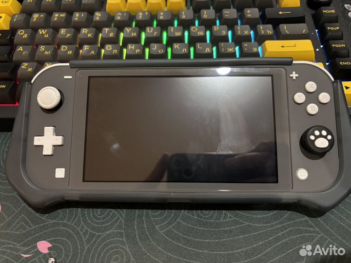 Портативная игровая приставка nintendo switch lite