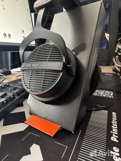 Beyerdynamic dt 990 pro 250 ohm