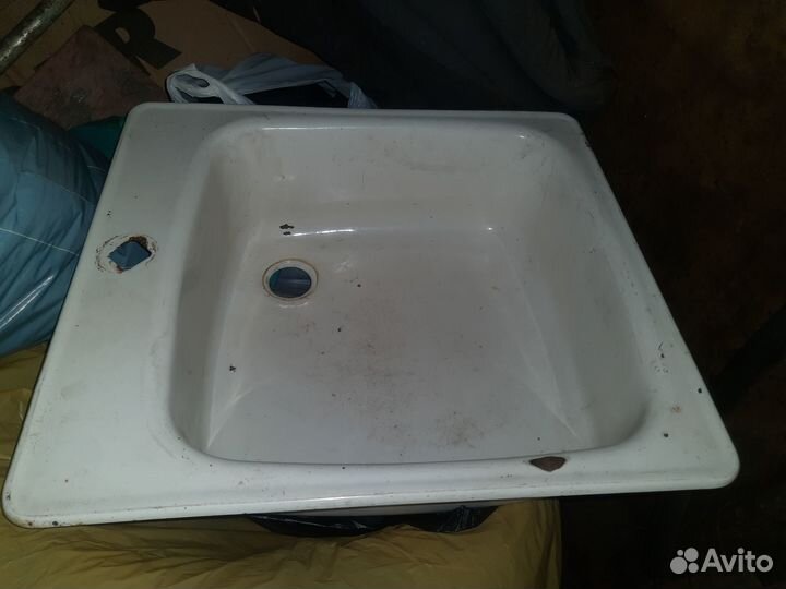 Эмалированная раковина