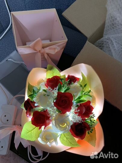 Настольный декоративный светильник-ночник