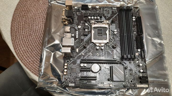 Материнская плата gigabyte b365m ds3h