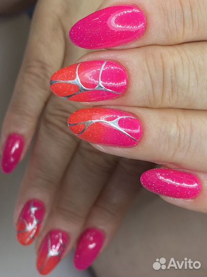 Маникюр педикюр