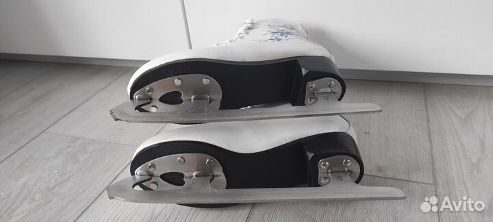 Коньки фигурные женские Butterfly размер 36-37