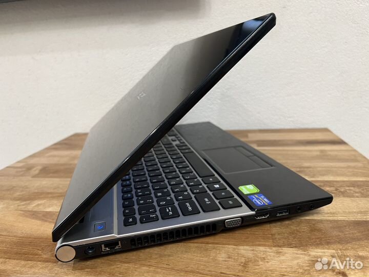 Игровой Acer i5-3210M 4 ядра 8Gb SSD256+500G GT630