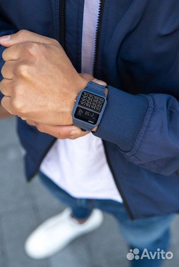 Часы с калькулятором Casio CA-53WF-2BEF