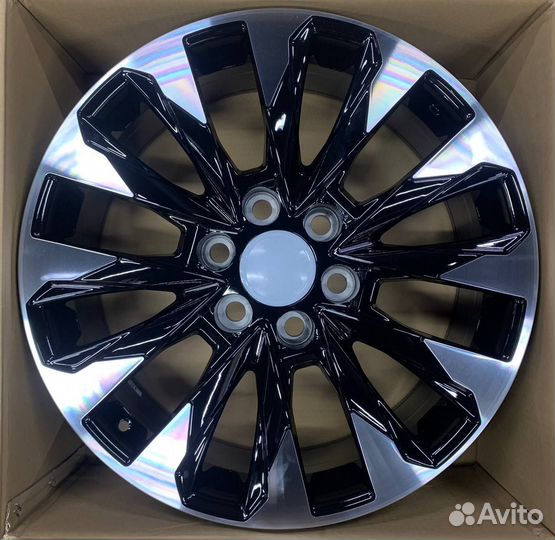 Диски на Toyota Land Cruiser 300 R20