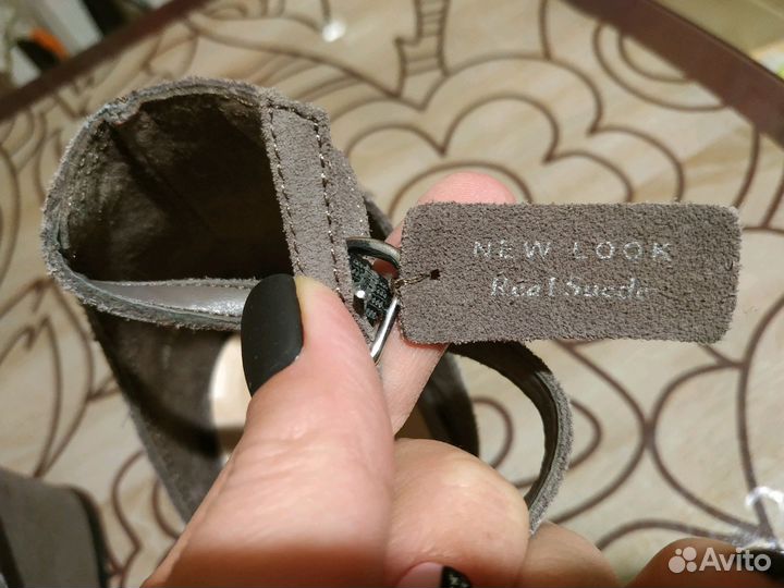 Новые замшевые босоножки New look,39