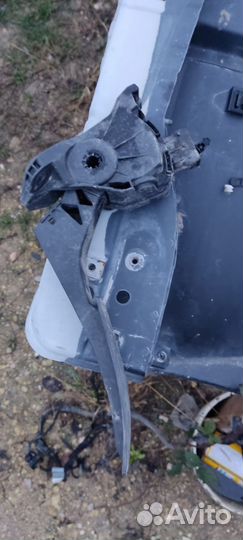 Педаль газа акселератор Opel Astra J