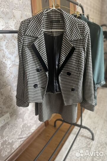 Костюм женский