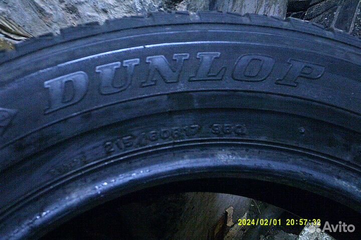 Dunlop Graspic DS3 215/60 R17