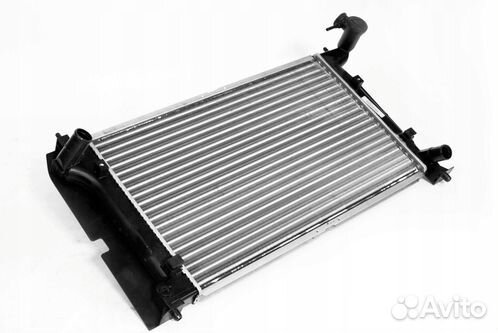 Toyota Avensis Радиатор 164000D210