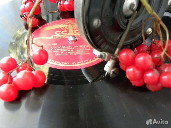 Патефон пт-3 Грампласттрест 1935 год