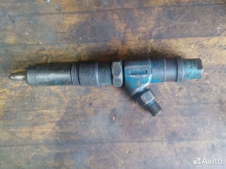Форсунка топливная т40,т25, б/у, рабочая