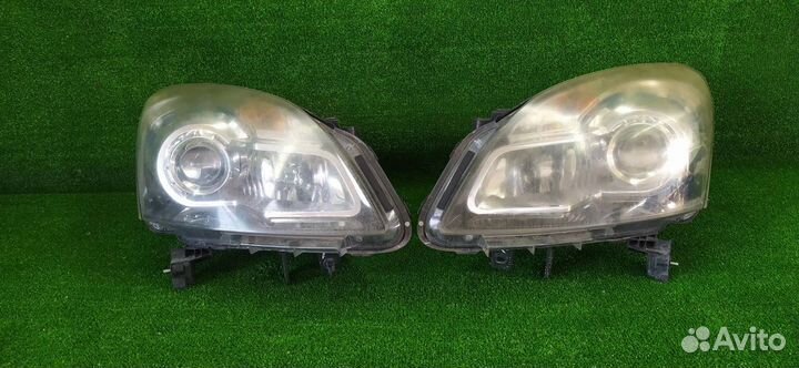 Фары пара в сборе Renault Koleos 2TR 2009