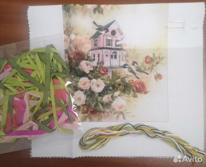 Набор для вышивки лентами новый