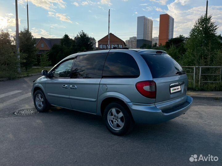 Chrysler Town & Country 3.3 AT, 2005, 198 000 км