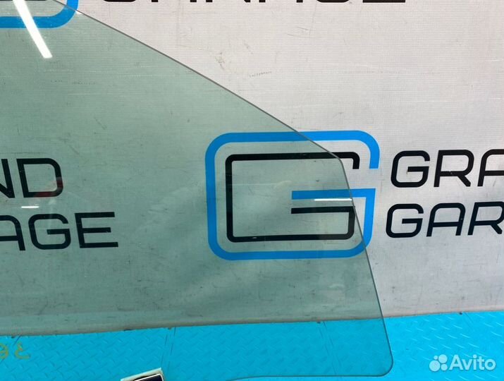 Стекло переднее правое Mercedes-Benz S-Class W221