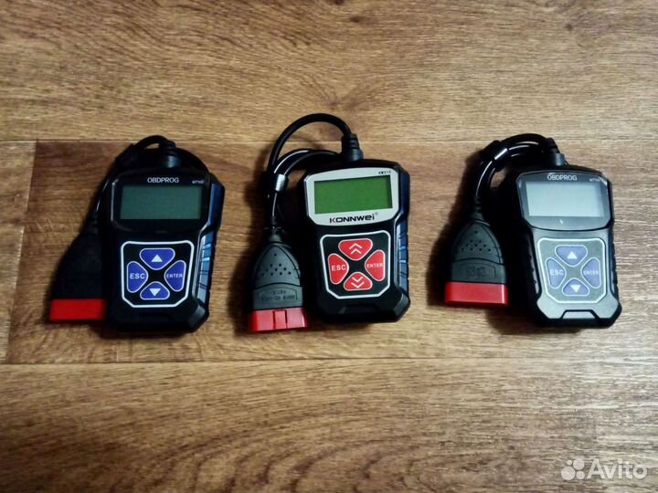 Диагностический сканер OBD II KW310 (MT100)