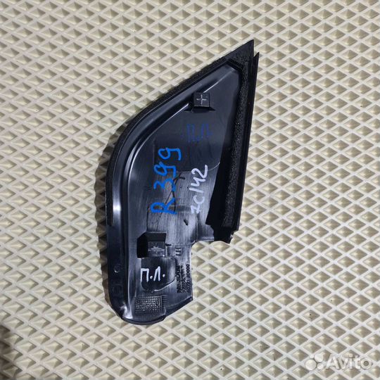 Накладка передней левой двери Nissan Qashqai J10