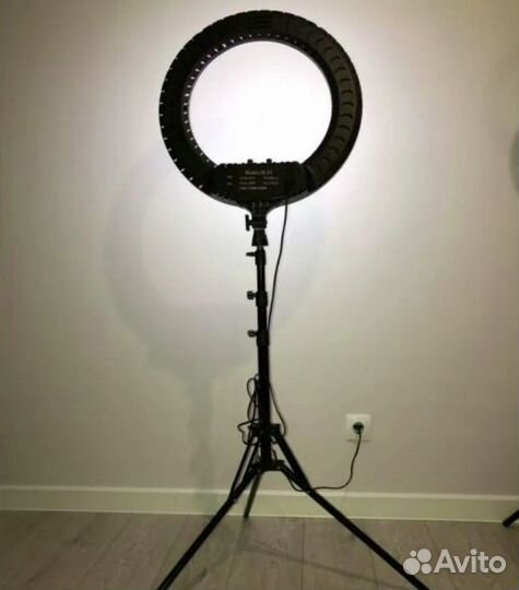 Кольцевая Светодиодная Лампа Со Штативом