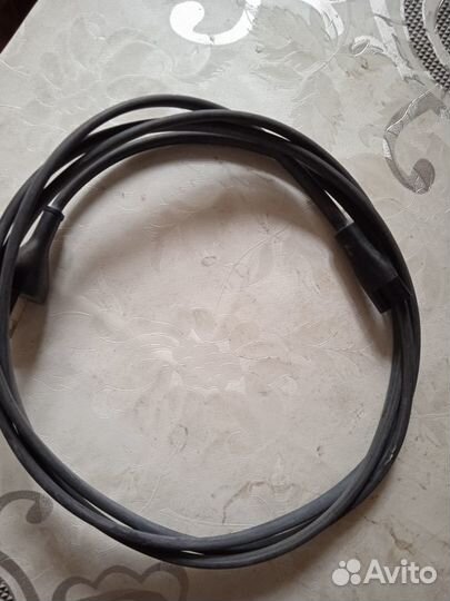 Электрический провод с вилкой и разъёмом